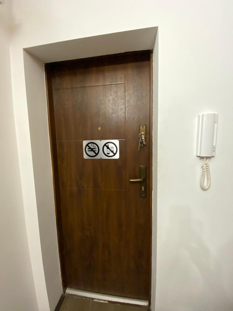 Apartament Noc Z Obrazem - Balkon - Warszawa Praga Esterno foto